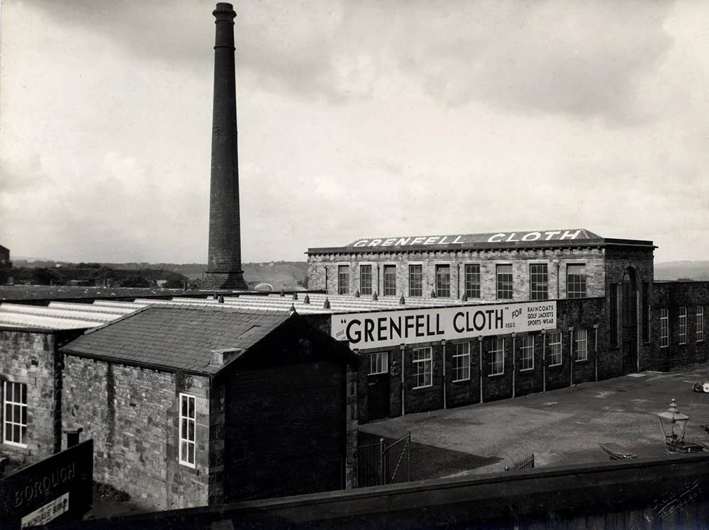 1923_-_Grenfell_Cloths_World_Premiere.jpg